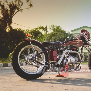 Nella KZ200, Penyegaran Boardtracker ala Busi Custom Motorcycle 