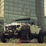 Modifkasi Jeep Wrangler: Raptor Armour