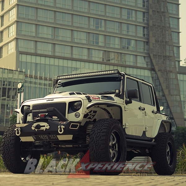 Modifkasi Jeep Wrangler: Raptor Armour