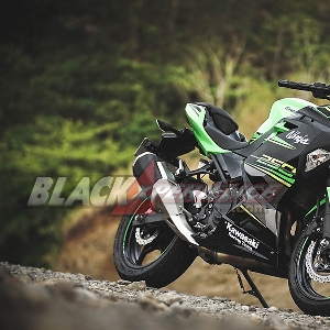All New Kawasaki Ninja 250 &ndash; Jadi Tolak Ukur Baru