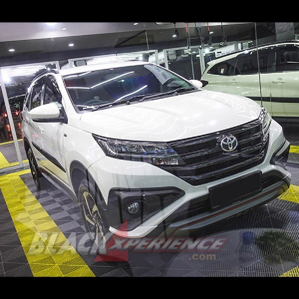 Awali Modifikasi Interior All New Rush Dengan Upgrade Kaca Film 