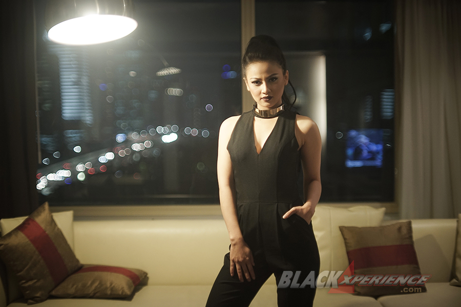 Lidya Fransiska: Model, Pengusaha dan Bersuara Emas