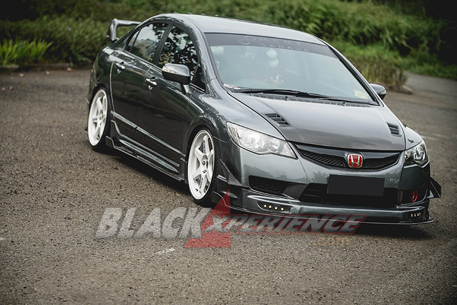 Modifikasi Honda Civic FD, Estetika Mugen RR Karya Anak Bangsa