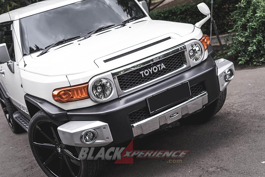 Modifikasi Toyota FJ Cruiser, Kawinkan Gaya DUB City dan VIP Untuk Harian