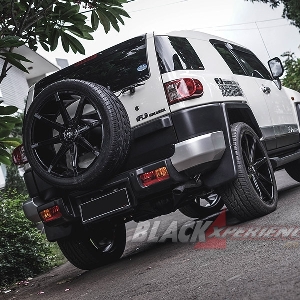 Modifikasi Toyota FJ Cruiser, Kawinkan Gaya DUB City dan VIP Untuk Harian