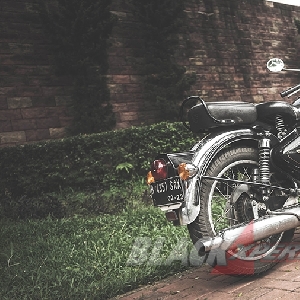 Royal Enfield Classic 500 Chrome – a Renewable Classic