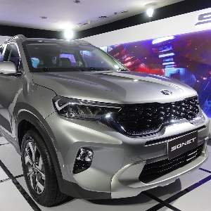 Kia Sonet, Penantang Serius Pasar Compact SUV di Indonesia Meluncur 