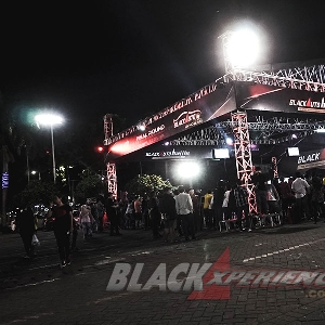 FINAL BLACKAUTO BATTLE 2018 : Entertainment & Activity