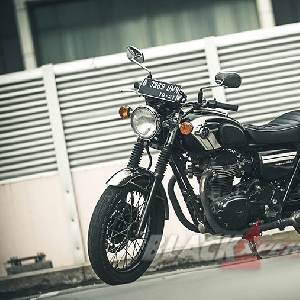 Kawasaki W800  - Everyday Classic 