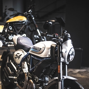 Scrambler Ducati Caferacer 2019, a Milestone of GrandPrix