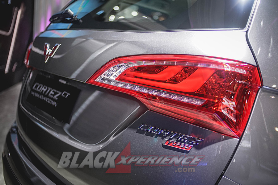 Wuling Cortez CT dan Confero S ACT Melantai di IIMS 2019 