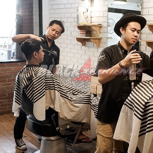 Chandra Subowo, Sosok Dibalik DMens Barbershop