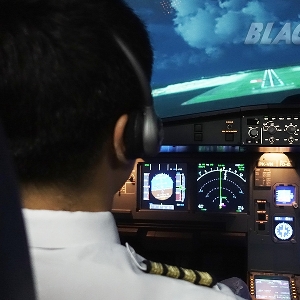 Vincent Raditya, Hadirkan Kontribusi ke Dunia Aviasi Melalui Flight Deck Indonesia