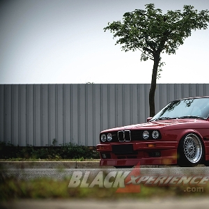 Modifikasi BMW E30 Cabriolet, Less is More