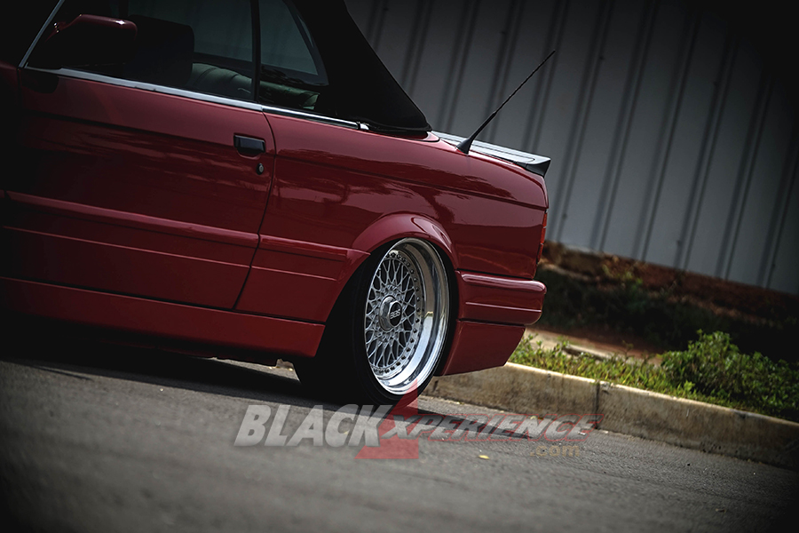 Modifikasi BMW E30 Cabriolet, Less is More