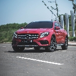 Mercedes Benz GLA 200 AMG Line - Raise The Class