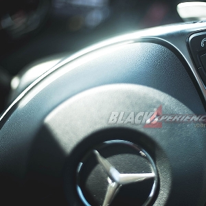 Mercedes Benz GLA 200 AMG Line - Raise The Class