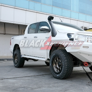 Menaikkan Pamor Offroad pada Toyota Hilux