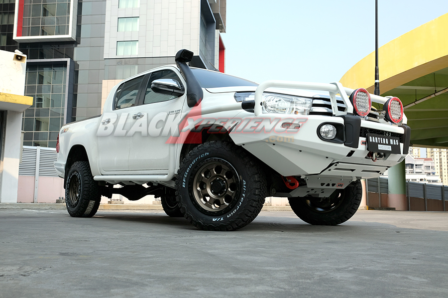 Menaikkan Pamor Offroad pada Toyota Hilux