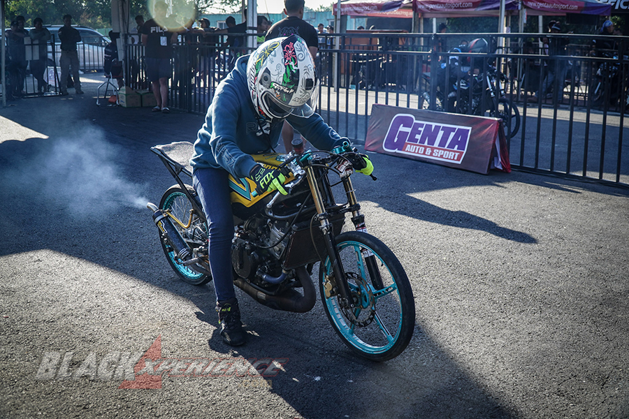 Start Line dan Aksi Dragster di Black Drag Bike 2023 Sidoarjo