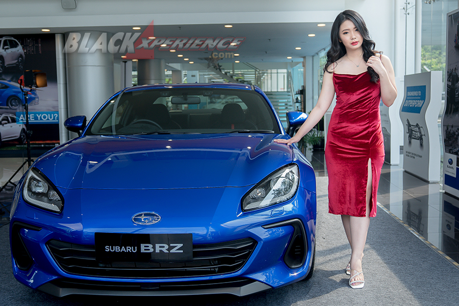 Racelita Cantik, Smart, Suka Sportcar All New Subaru BRZ