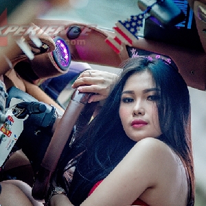 Aprilia, Si Sexy Penggemar Muay Thai