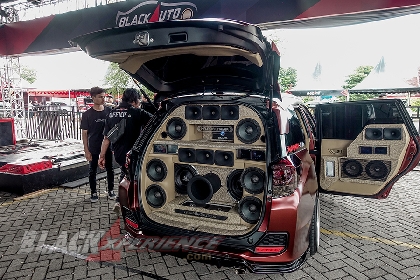 BlackAuto Battle Solo 2022: Black Out Loud Photo 16