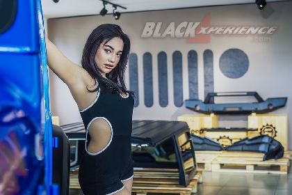 Ketika Yuan Berhadapan dengan Jeep Wrangler