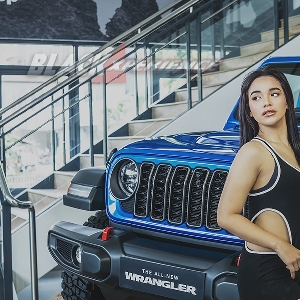 Ketika Yuan Berhadapan dengan Jeep Wrangler