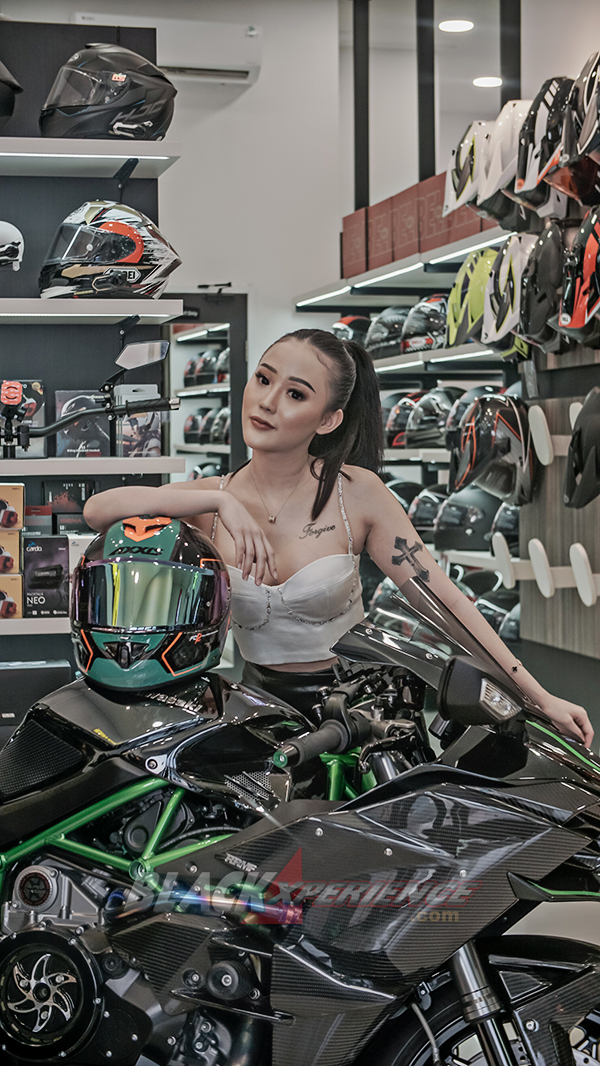 Veronica Vidya Penyuka Pilates Dambakan Cowok Dengan Superbike