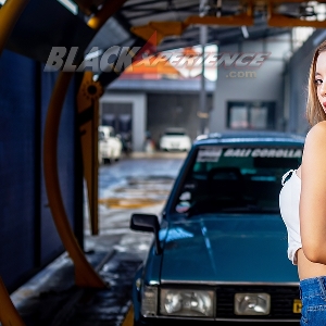 Gungutii Black Angel Bali Idamin Lamborghini Urus, Sexy of Mind