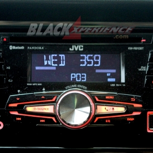 Head unit JVC cukup untuk menemani perjalanan 