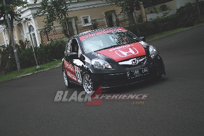 The Bardie Turunkan 16 Mobil pada BlackAuto Battle Jabotabek 2016 Photo 4