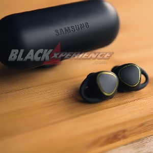 Samsung Gear Icon X, Paduan Stylish Pemutar Musik dan Fitness Tracker