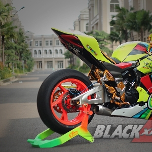  Kesan sporty dan colorfull