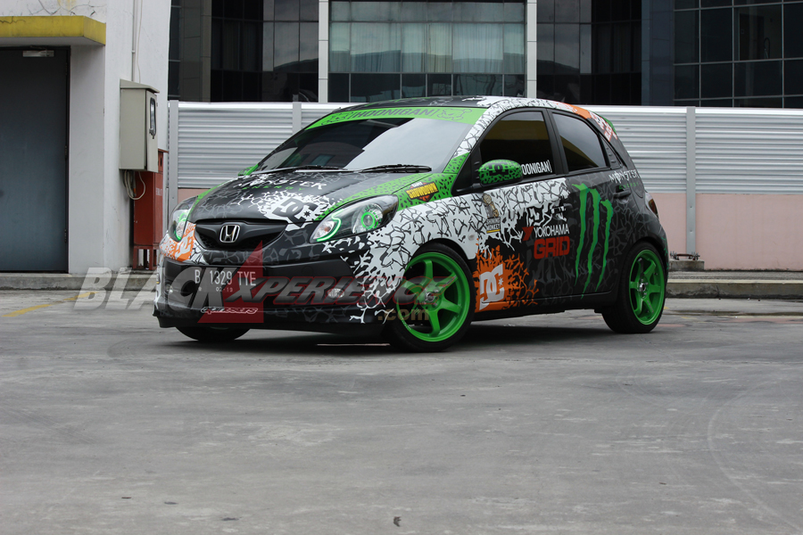 Honda Brio Ken Block Wanna Be 