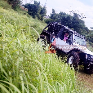 Meet and Great Pecinta Jimny dengan Juara 5 kali AXCR Satoshi Takeno