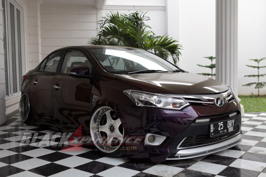 Modifikasi Elegan Toyota Vios 2013