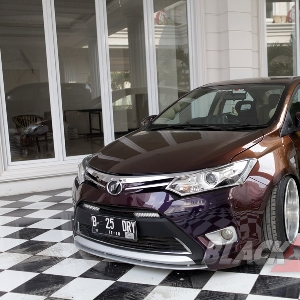 Modifikasi Elegan Toyota Vios 2013