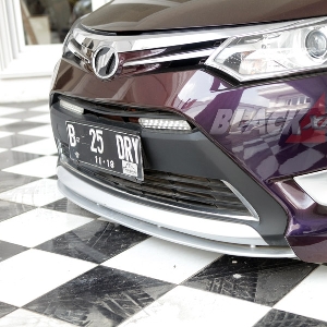Modifikasi Elegan Toyota Vios 2013