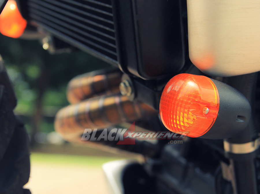 Lampu sein tetap berfungsi