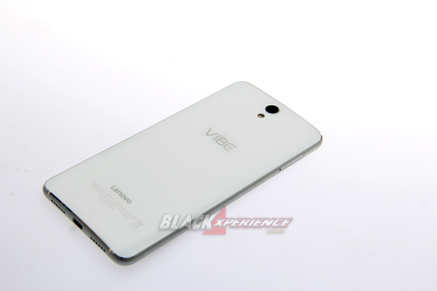 Lenovo Vibe S1, Si Elegan Berkamera Selfie Kembar 