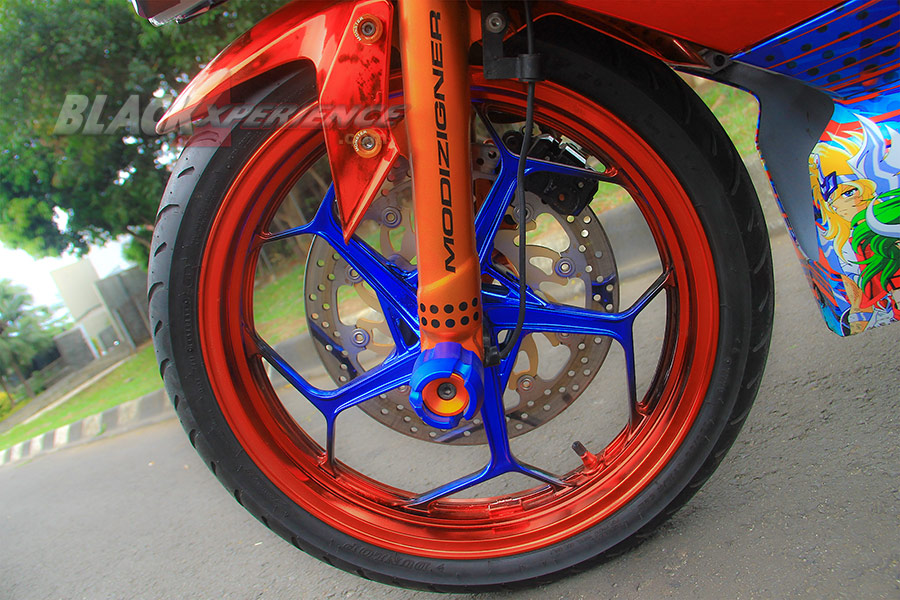 Velg modifikasi chrome spray dua warna