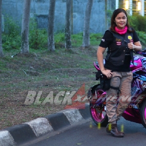 Welda, lady biker Women on Wheels