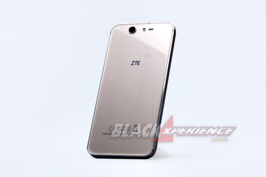 ZTE Blade S7, Smartphone Selfie Nan Powerfull