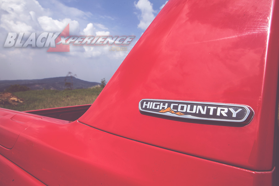 All New Chevrolet Colorado High Country 4x4 AT - A Pickup Like No Other