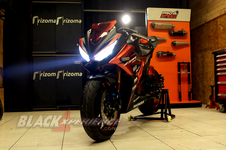 Tampang sangar Honda All New CBR150R street exclusive