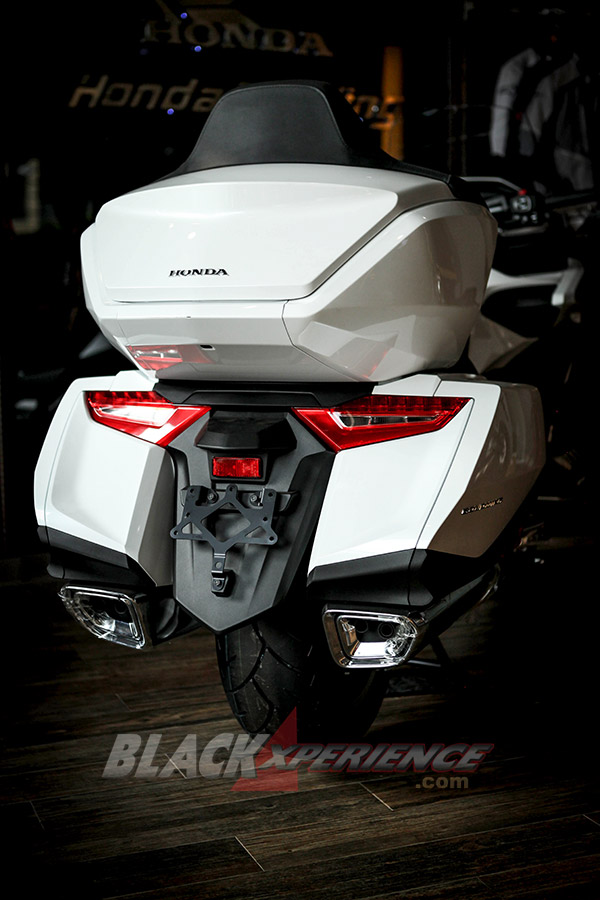 New Honda Goldwing 1800 - Tolak Ukur Baru