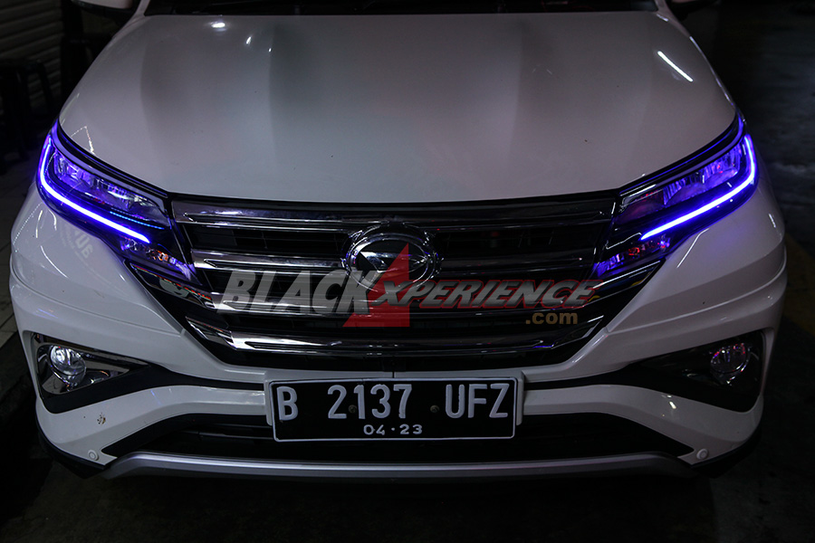 Modifikasi Kosmetik All New Terios, Makin Ganteng dengan DRL, Lazy Eyes  dan Foglamp 3 Warna 