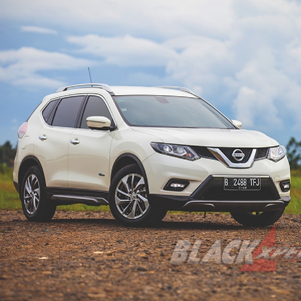 Autoreview Nissan X-Trail Hybrid, One of A Kind